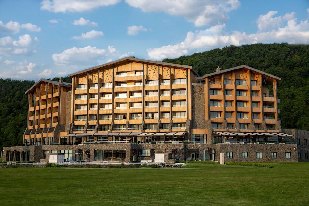 Hotel Chenot Palace Gabala Exterior foto